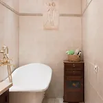 Classy In Good Neighbourhood Apartman