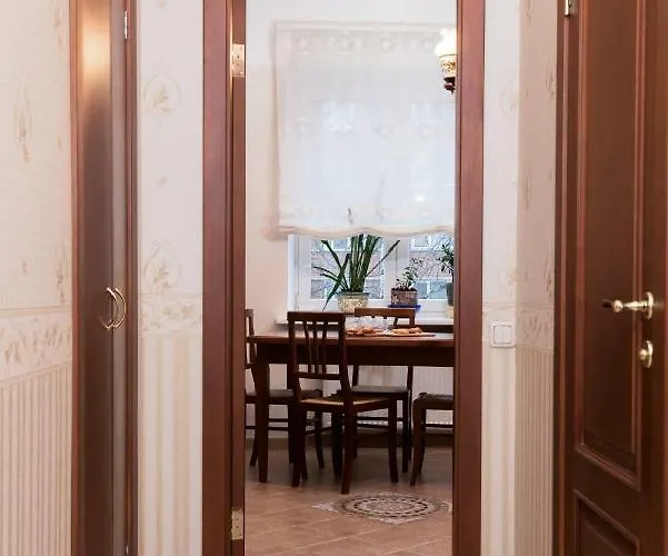 Classy In Good Neighbourhood *