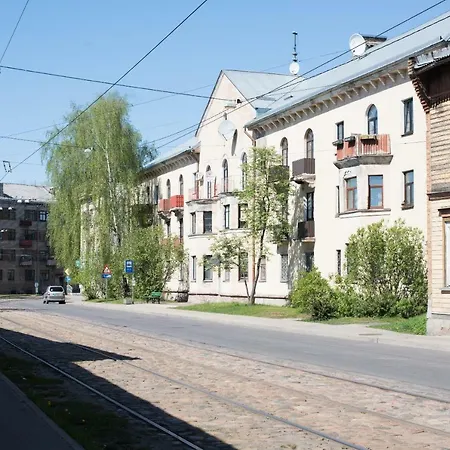 Classy In Good Neighbourhood Apartment