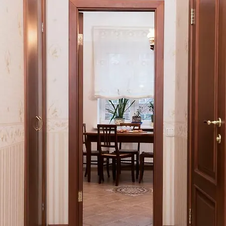 Classy In Good Neighbourhood *